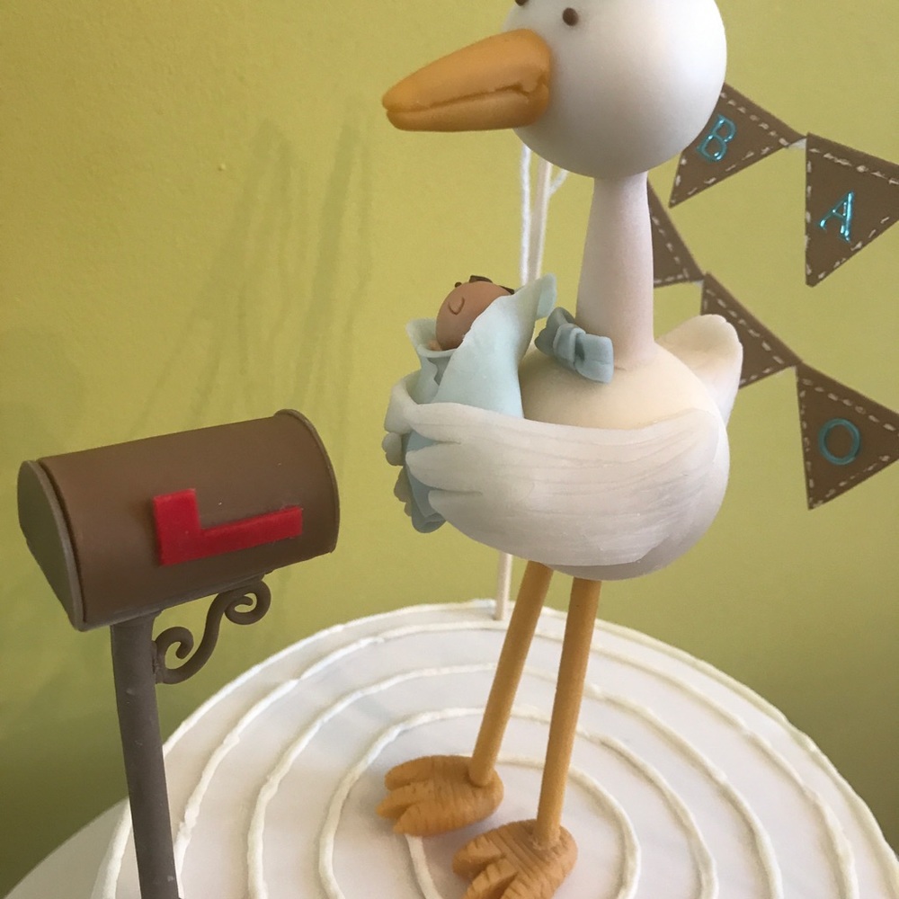 Cold porcelain cake topper